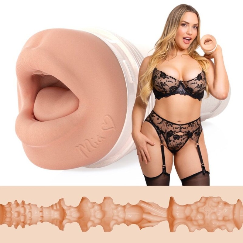 MIA MALKOVA HEADSHOT BOUCHE